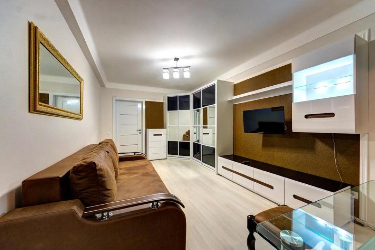 Шикарная 2К Квартира Бульвар Дружбы Народов 8А Kiew Exterior foto